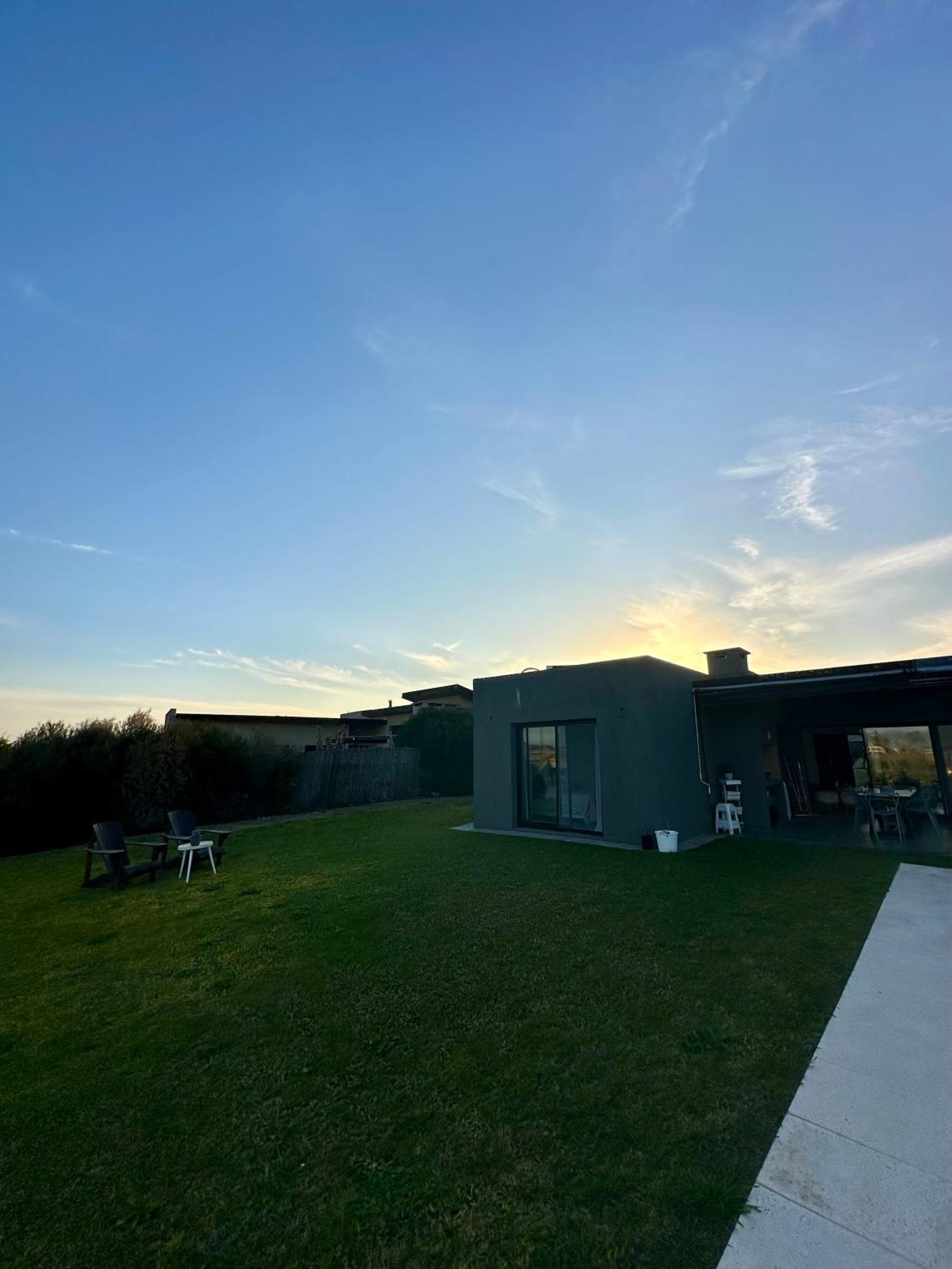 Holiday home Casa Familiar A La Laguna En San Sebastian, Escobar, 3 Dormitorios, Jardin, Pileta, Parrilla Y Canoas *