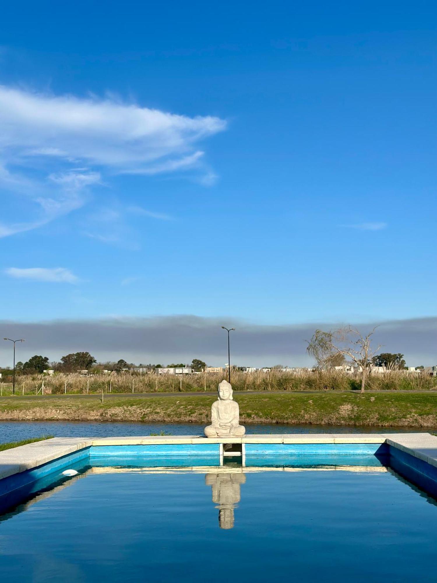 Casa Familiar A La Laguna En San Sebastian, Escobar, 3 Dormitorios, Jardin, Pileta, Parrilla Y Canoas Holiday home Zelaya
